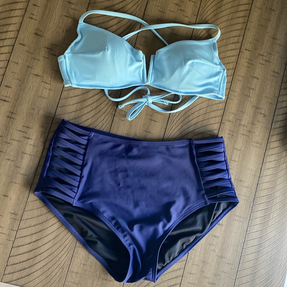 NWOT - blue high waisted bikini set